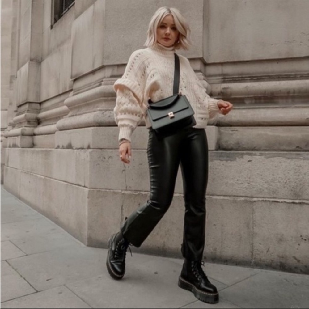 BLOGGERS FAVORITE NWT Zara Faux Leather Mini Flared Pants - Picture 8 of 15